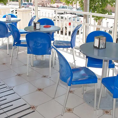 Bed & Breakfast Blu Bar