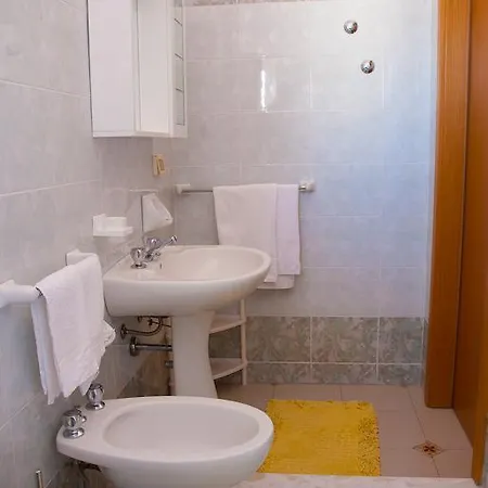 Blu Bar Bed & Breakfast 2*