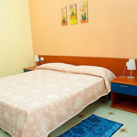 Blu Bar Bed & Breakfast Avola